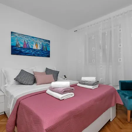 Апартаменти Bruno & Toni Deluxe *