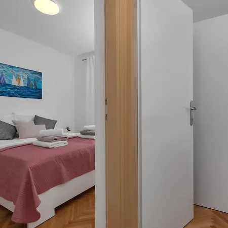 Bruno & Toni Deluxe * Макарська