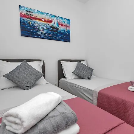 Bruno & Toni Deluxe Apartment *