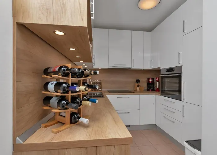 Bruno & Toni Deluxe Apartment Makarska